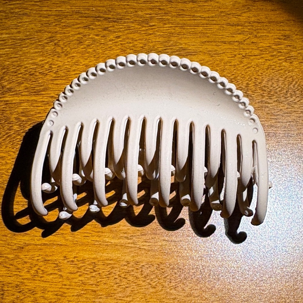 Cream Hair Claw Clip